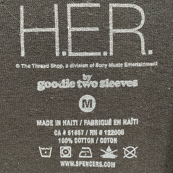 H.E.R. Graphic T-Shirt - Size Medium - NWT - Picture 3 of 3